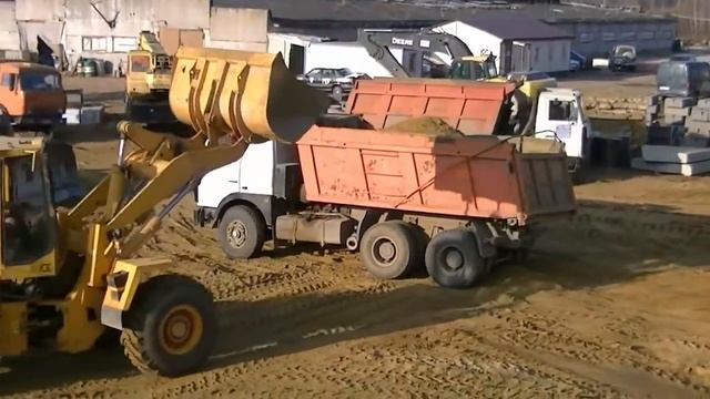ФРОНТАЛЬНЫЙ ПОГРУЗЧИК АМКОДОР-352 смотреть онлайн