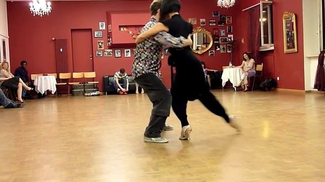 Gancho + cruce + boleo + volcada 2 | michelle + joachim смотреть онлайн