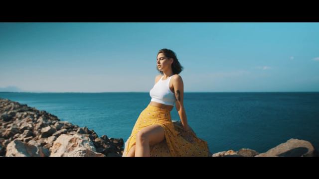 Kreshnique - Umbrella (OFFICAL VIDEO) смотреть онлайн