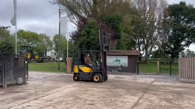 DAEWOO D25S-3 DIESEL FORK LIFT C/W SIDE SHIFT смотреть онлайн