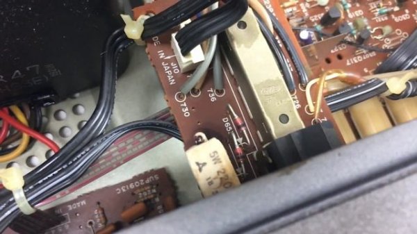 Technics SU-V7 (Full HD) A Look Inside -Stereo Integrated DC Amplifier