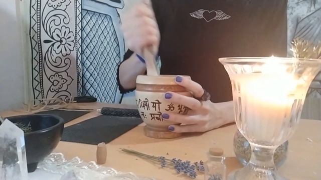 Свеча из вощины своими руками с травами от бессонницы. смотреть онлайн