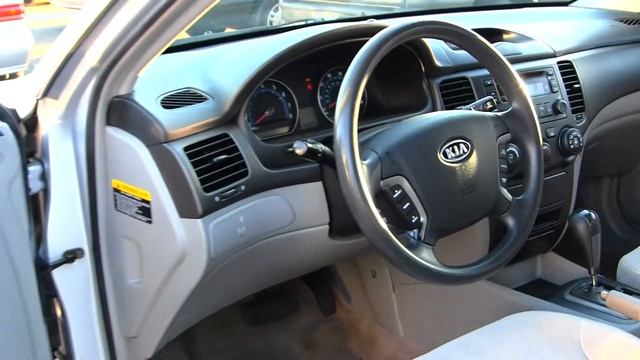 Virtual Walk Around Video of a 2006 Kia Optima LX v6 at Auburn Discount Auto смотреть онлайн