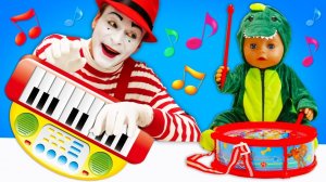 Видео игрушки - Кукла БЕБИ БОН устроила Концерт! - Весёлые игры для детей. Пупсики Baby Born