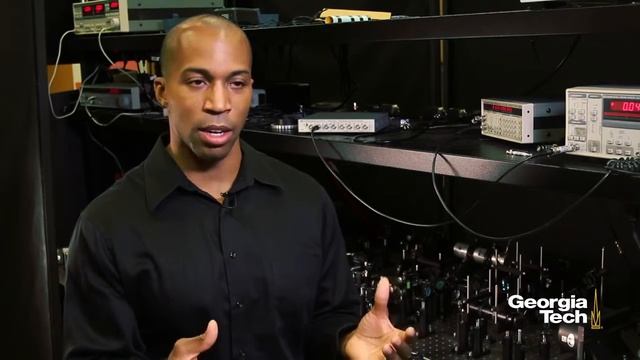 Антенна-выпрямитель преобразует свет в постоянный ток смотреть онлайн