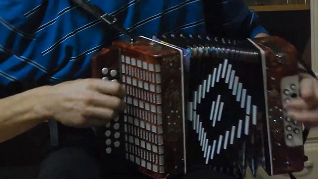 Шуйская заказная , мини гармонь . Играет Рафиль Мухаметханов. смотреть онлайн