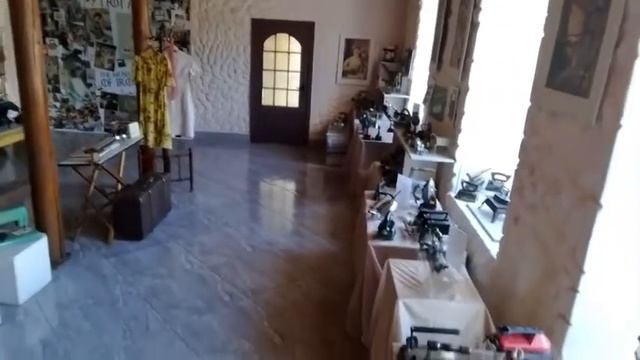 Музей утюга. Выставка старинных утюгов в "Мозырском замке". Museum irons. https://456.by смотреть онлайн