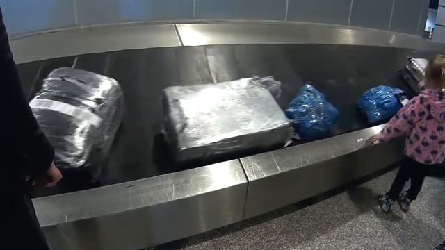 Прилетели! Аэропорт Хургада Египет смотреть онлайн