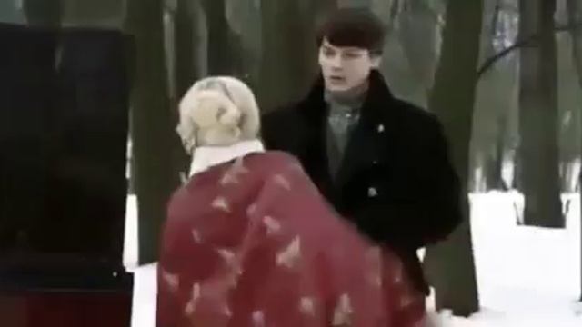 Твой. терпкий. запах. от. шонель. смотреть онлайн