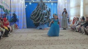 Танец Принца-Щелкунчика и Мари (Вальс, старшая группа)