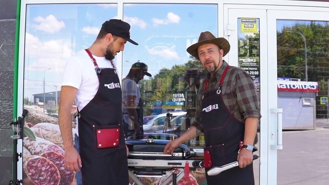 Стейк паук на газовом гриле Weber Traveler смотреть онлайн