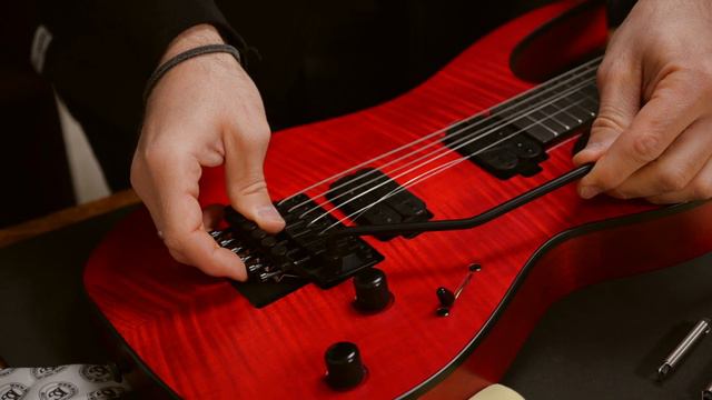 Fix Your Whammy Bar | Guitar Tech Tips | Ep. 26 | Thomann смотреть онлайн