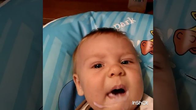 Малыш 5 месяцев говорит "Спасибо" смотреть онлайн