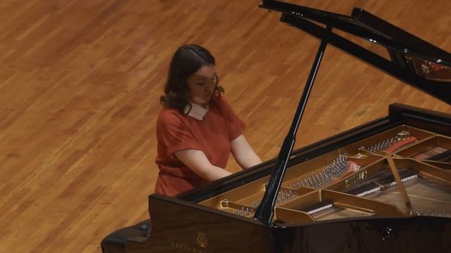 Александр Скрябин. Соната для фортепиано №3, op.23 (исполняет Аймакова Малика) смотреть онлайн