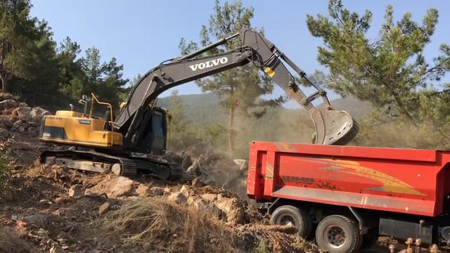 VOLVO EC 220 DL смотреть онлайн