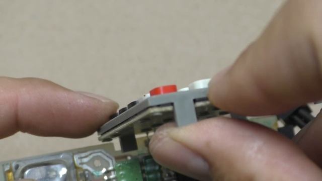 ЛЮДИ А ВЫ ЗНАЛИ! ЧТО В МИКРОКАЛЬКУЛЯТОРЕ ЕСТЬ РЕДКИЕ ДРАГОЦЕННЫЕ ДЕТАЛИ С ЗОЛОТОМ И ПАЛЛАДИЕМ смотреть онлайн