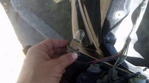 Дайхатсу Сирион, Тойота Пассо. Замена лампочки габаритов и тормоза. Работа на 2 минуты