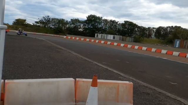 SCOTTISH SUPERMOTO - CRAIL - TRACK DAY смотреть онлайн