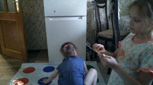 Играем в Твистер