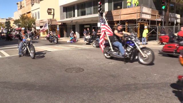 Veterans Day Parade Savannah 2014 Angel's Moto Guzzi смотреть онлайн