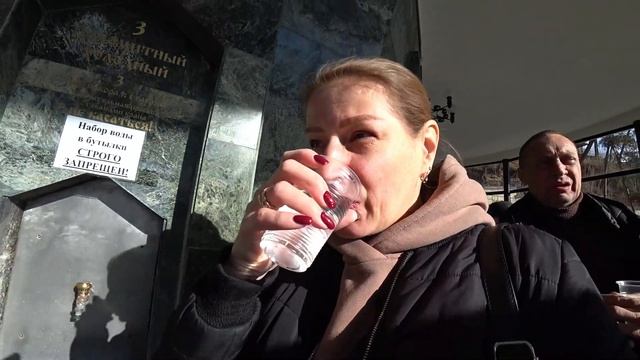 Новогодние праздники в Кисловодске! Гора Кольцо. Поздравления С Новым годом! Часть 1. 2022 - 2023) смотреть онлайн