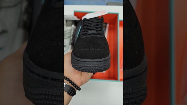 Nike Air Force 1 Low Tiffany & Co. 1837 смотреть онлайн