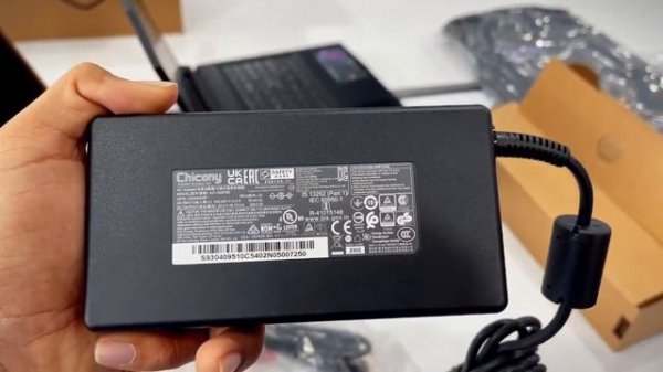 Sis Cute Unboxing Gaming laptop 2023, MSI KATANA 15 B13VEK: RTX4050 6GB + Intel i7 13Gen