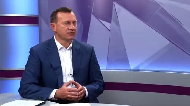 «На часі» з Богданом Андрієвим - про Ужгород, політику, пандемію і багато іншого смотреть онлайн