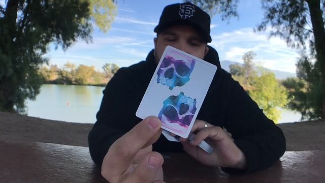 BETTER THAN CHRIS RAMSAY’S MEMENTO MORI?? (Memento Mori NXS V3 Deck Review and GIVEAWAY!) смотреть онлайн