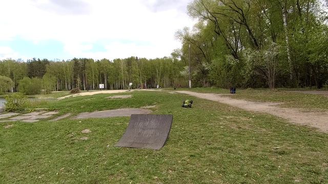 Tekno MT410 Hang Out On Lake