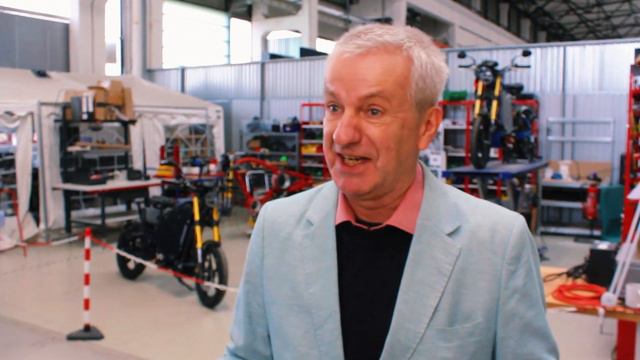 Innovation & Technologie: eROCKIT-Gründer erklärt den Human Hybrid Antrieb смотреть онлайн