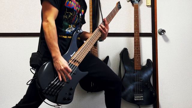 LANDMVRKS - Creature || Bass Cover смотреть онлайн