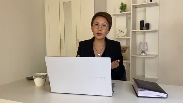 Отношения с окружающими: обида, энергетические вампиры. Как наладить отношения? Валентина Лубсанова смотреть онлайн