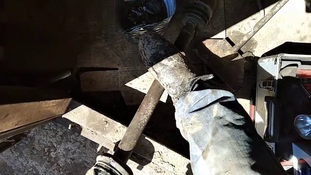 Снятие наружного шруса ВАЗ, в полевых условиях смотреть онлайн