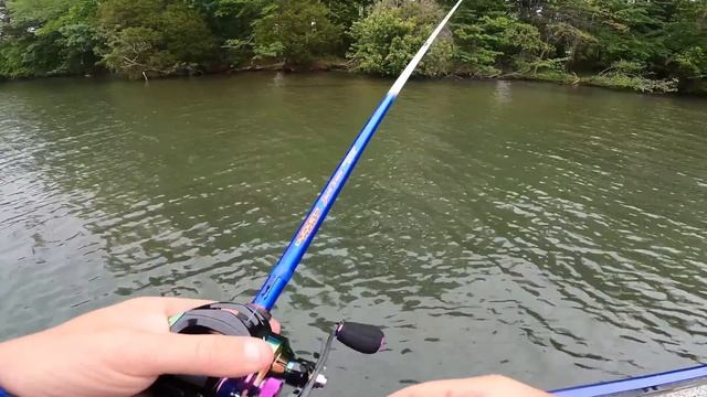 I Bought the CHEAPEST Fishing Reels EVER (1v1v1 CHALLENGE) смотреть онлайн