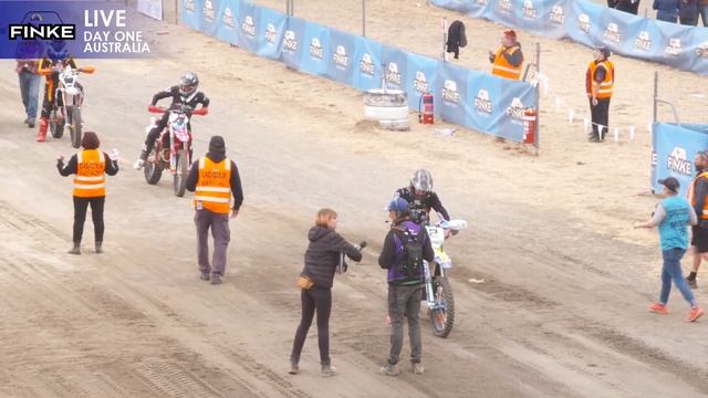 Race Day 1 | Tatts Finke Desert Race 2023 смотреть онлайн
