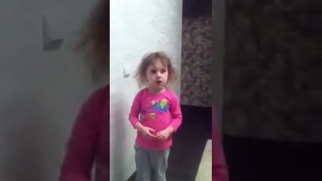 Варя Макарова 3 года Павлово. Стих про бабушку!!! смотреть онлайн