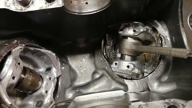 Honda vt250f. Мотор разобран смотреть онлайн