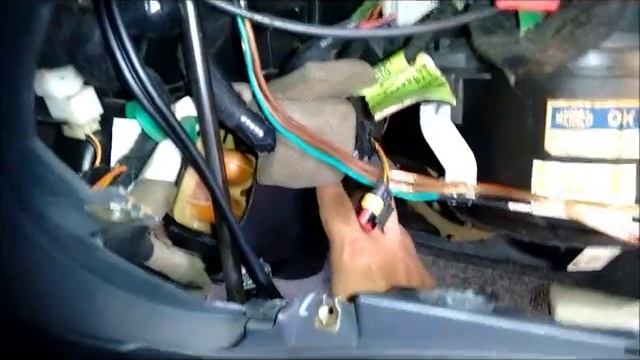 Trocando Radiador de Ar quente Fiat Brava e Marea смотреть онлайн