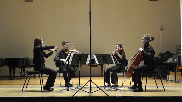J. Haydn, Quartetto in re maggiore Hob III: 11 - Quartetto Quadrifoglio смотреть онлайн