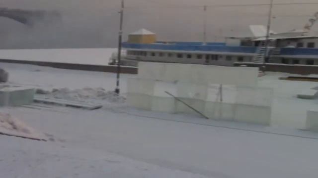 Как делают города из льда для новогодних праздников смотреть онлайн