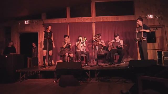 Tuba Skinny at Bearsville Theater song 1 - MORE at DIGITALALEXA channel смотреть онлайн
