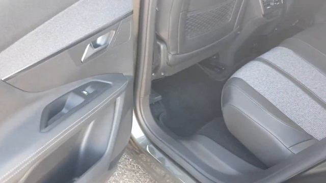 PEUGEOT 3008 PureTech Turbo 130 S&S EAT8 Allure | UNI PRO