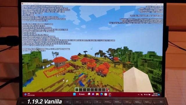Minecraft Java Edition running on a Surface Pro X смотреть онлайн