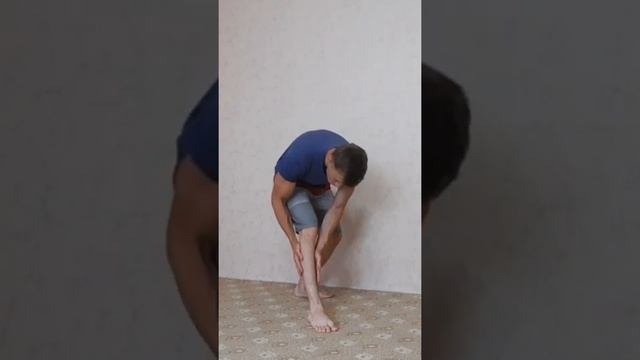 Что делать когда сводит икру | Что делать при судоргах смотреть онлайн