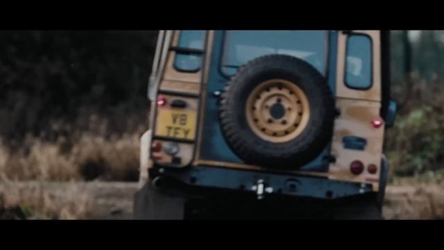 Land Rover Defender | Defender Works V8 Trophy смотреть онлайн