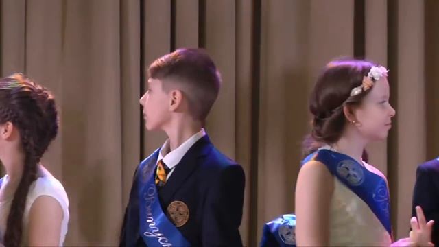 Праздник "Последний звонок 2019" в младшей школе смотреть онлайн