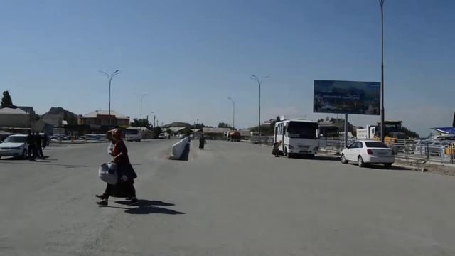 Погранпереход Дустлик-Достук из Узбекистана в Ош смотреть онлайн