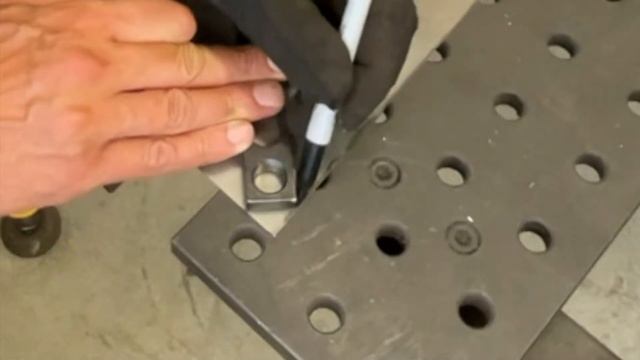 Jotul 602 Fabricating Tapered Heat Deflector Shield смотреть онлайн