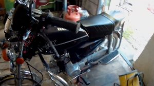 Не заводится Альфа.  Искра , компрессия есть. Одна из причин.